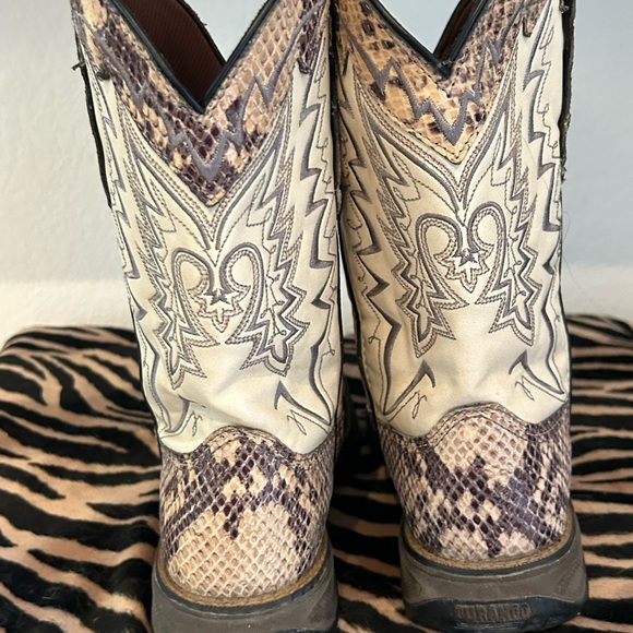 Durango women’s size 6 snakeskin boots - Picture 2 of 5